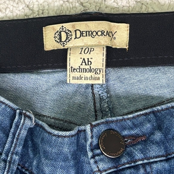 Democracy Flare Jeans Womens 10P Blue Ab technology Scalloped Frayed Hem - Picture 3 of 7